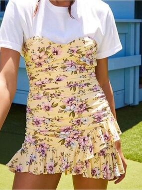 Forever 21 | Floral Ruched Mini Strapless Dress